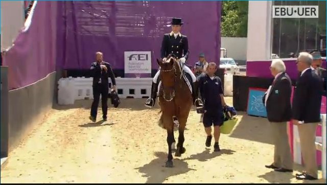 Presidente Paulgross con Valentina Truppa e Eremo del Castegno